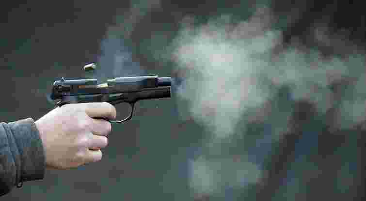 У парку Сторожинця нападники вистрелили в голову місцевій мешканці