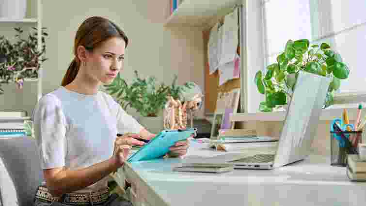 Як обрати актуальні онлайн-курси для учнів: поради експертів