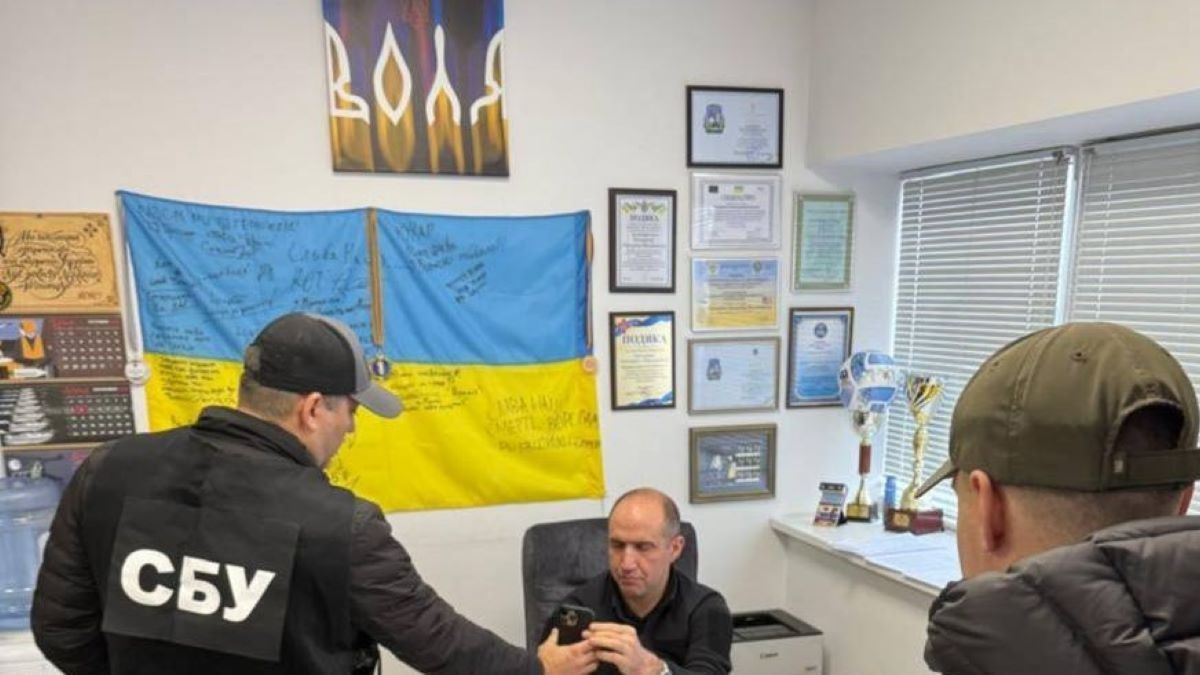 Посадовців Київської митниці затримали за отримання хабарів від підприємців