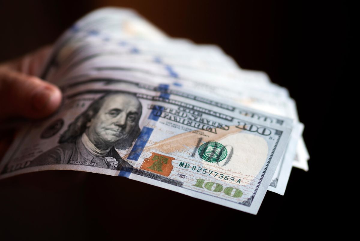Попит на купівлю валюти  різко зріс: українці купили готівки на 2,25 млрд доларів
