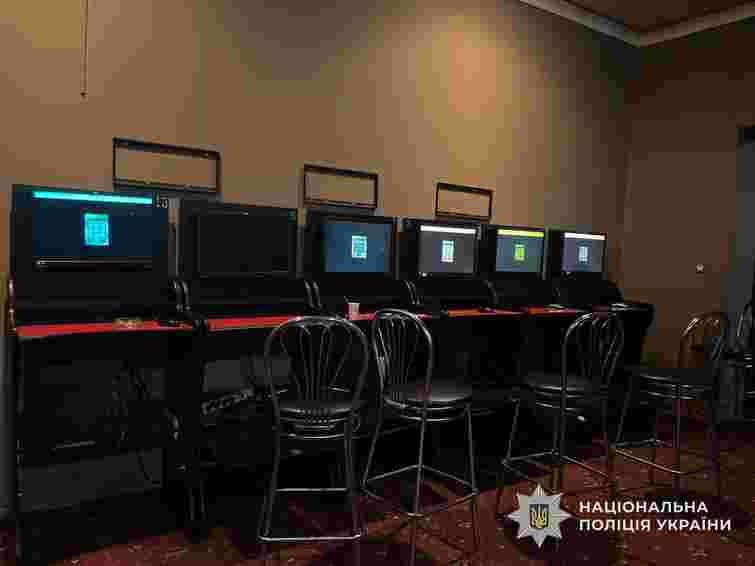 В Ужгороді адміністраторці підпільного казино присудили 500 тис. грн штрафу