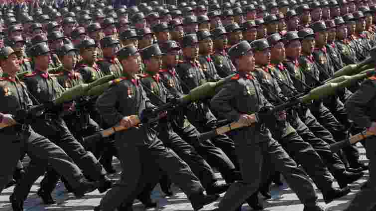 КНДР перекинула 10 тис. військових до кордону з Україною