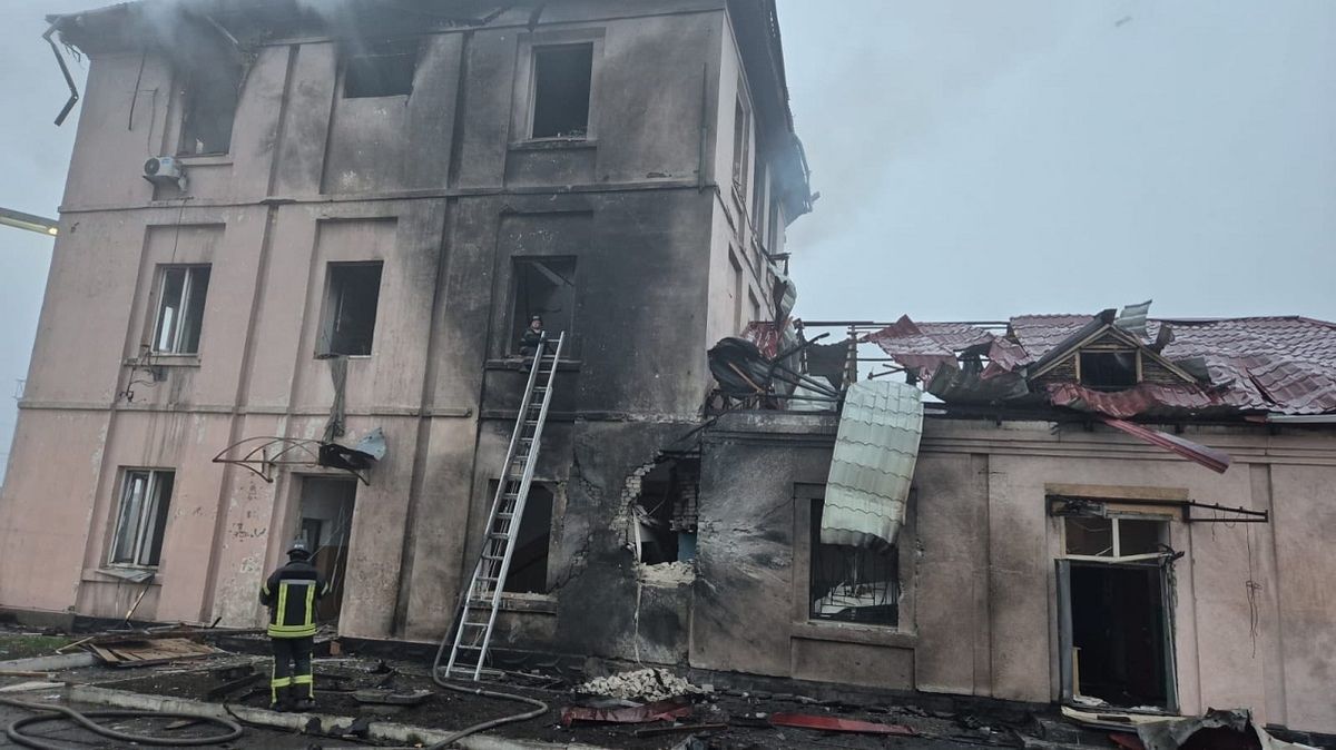 «Укрзалізниця» попередила про затримки поїздів через нічні атаки Росії