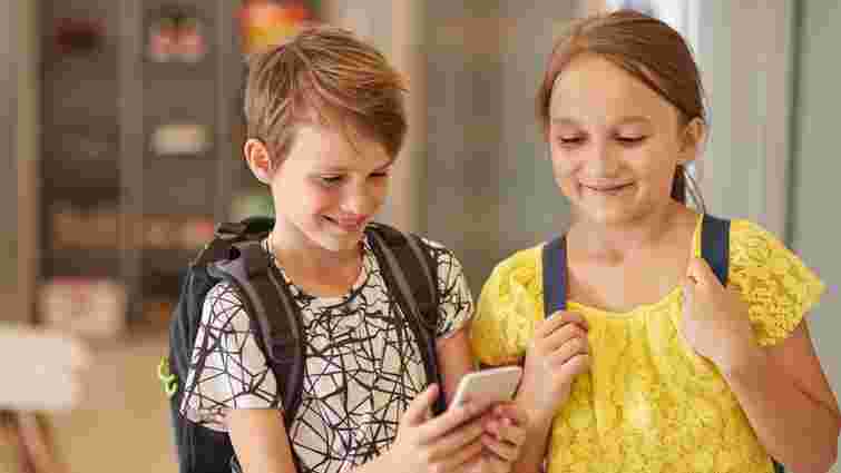 Австралія заборонила дітям до 16 років користуватися соцмережами