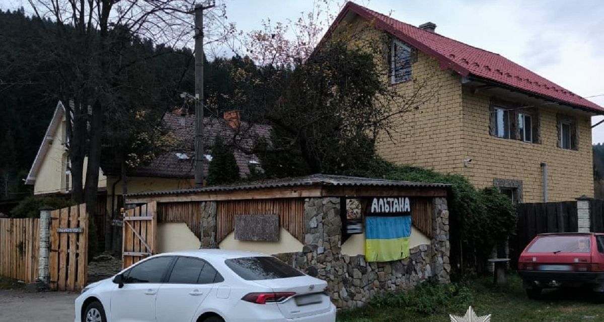 Відвідувач жорстоко побив власника бази відпочинку на Львівщині