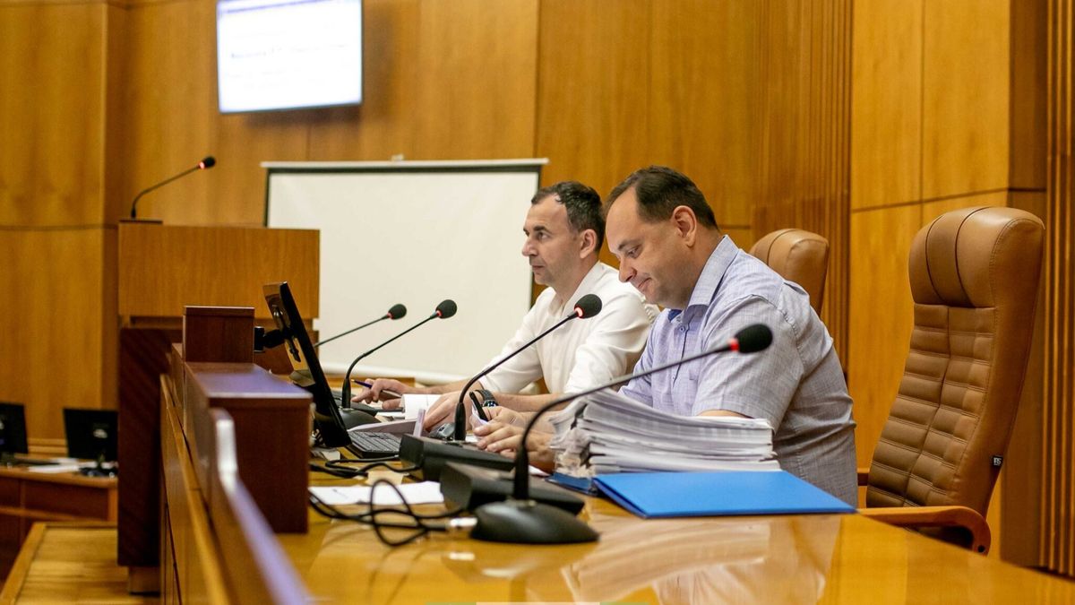 Мешканка Франківська через суд скасувала звернення міськради про заборону абортів