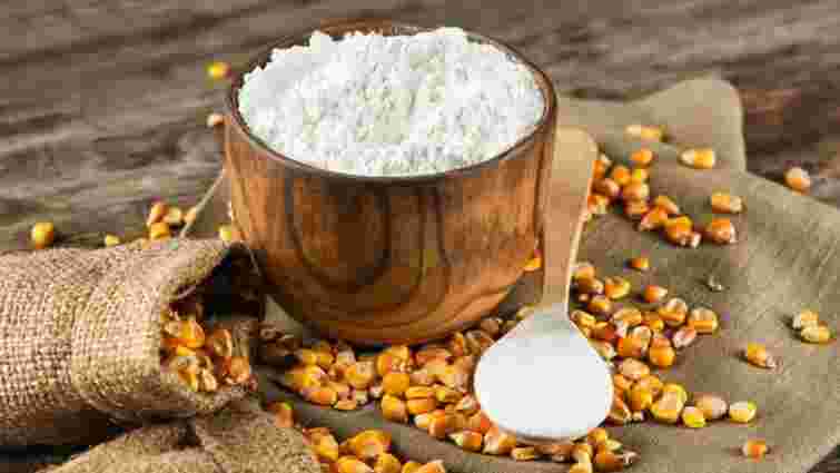 Ніколи не зіпсується, якщо дотримуватися двох правил: як зберігати кукурудзяний крохмаль