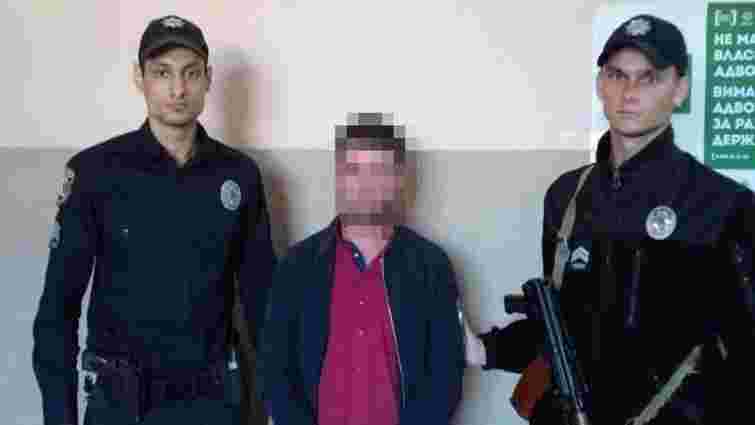 Вбивцю 10-річної пасербиці на Закарпатті засудили до довічного терміну