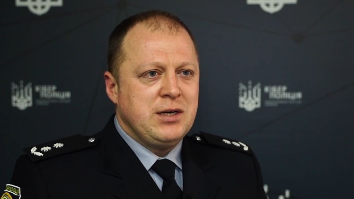 Теща головного кіберполіцейського Києва після його розлучення купила елітну ділянку під Одесою