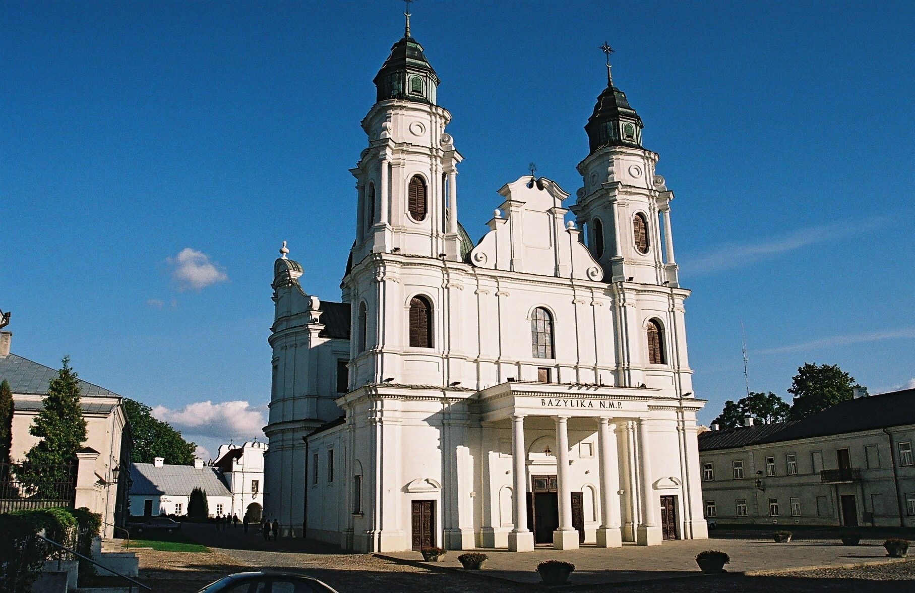 Собор Різдва Богородиці стоїть на княжій горі, де раніше була руська церква XIII ст (фото з Вікіпедії)