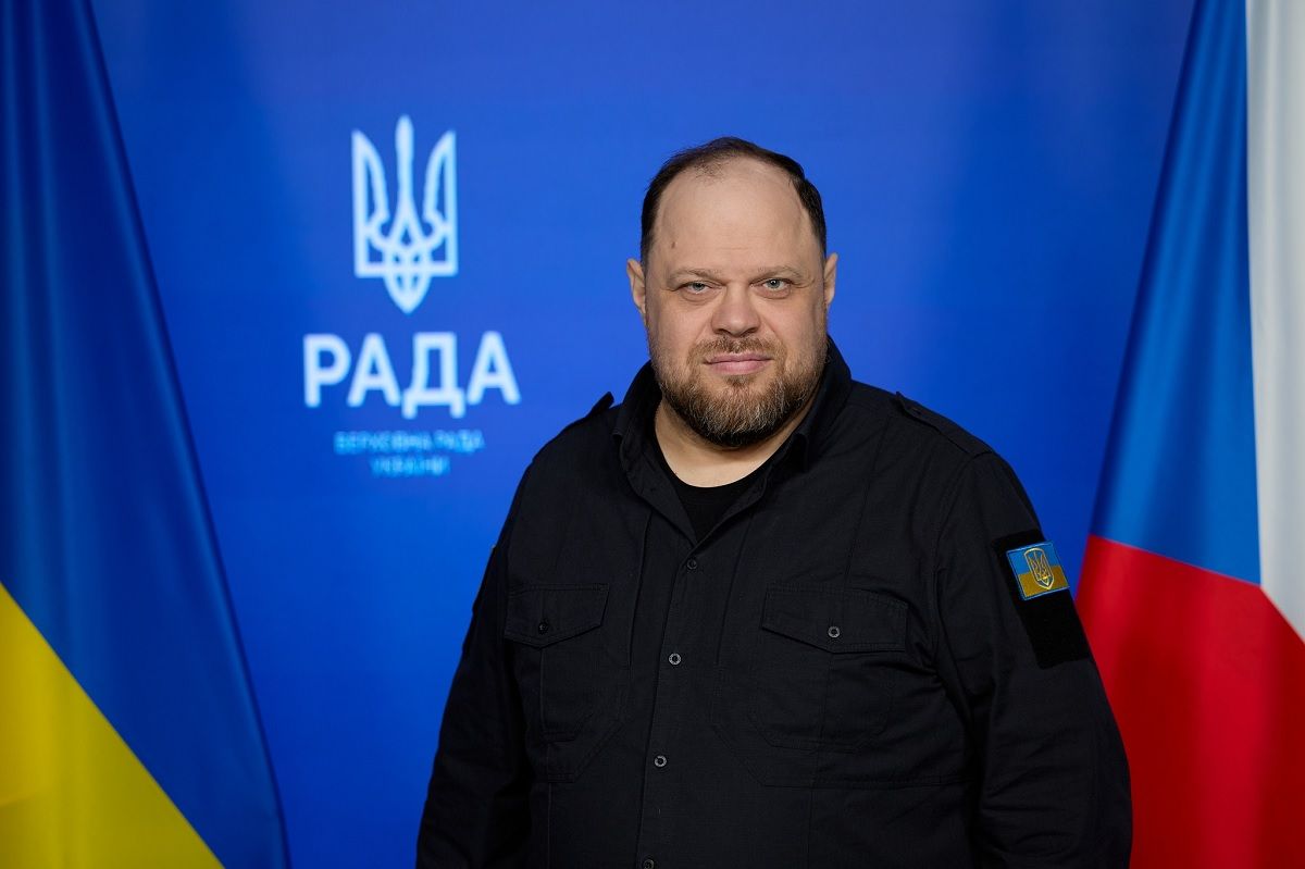 У Раді вивісили прапор Чехії у відповідь на провокацію чеського спікера