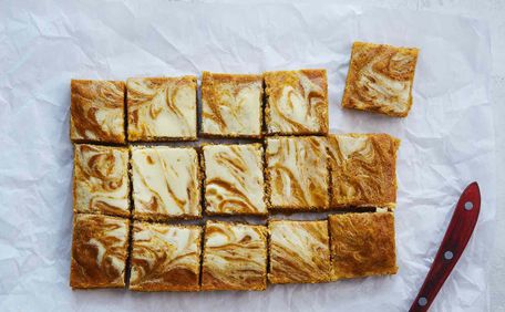 Гарбузові брауні з вершковим сиром. Рецепт дня 