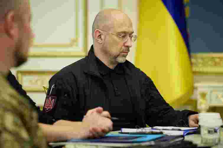 Міністр оборони розповів деталі нових контрактів у ЗСУ