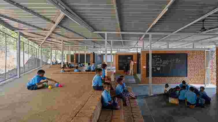 Ви такого ще не бачили: в Індії побудували школу без класів 
