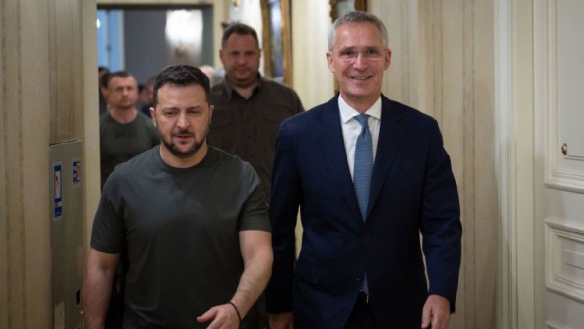 Колишній генсек НАТО розповів, як відмовив Зеленському закрити небо над Україною