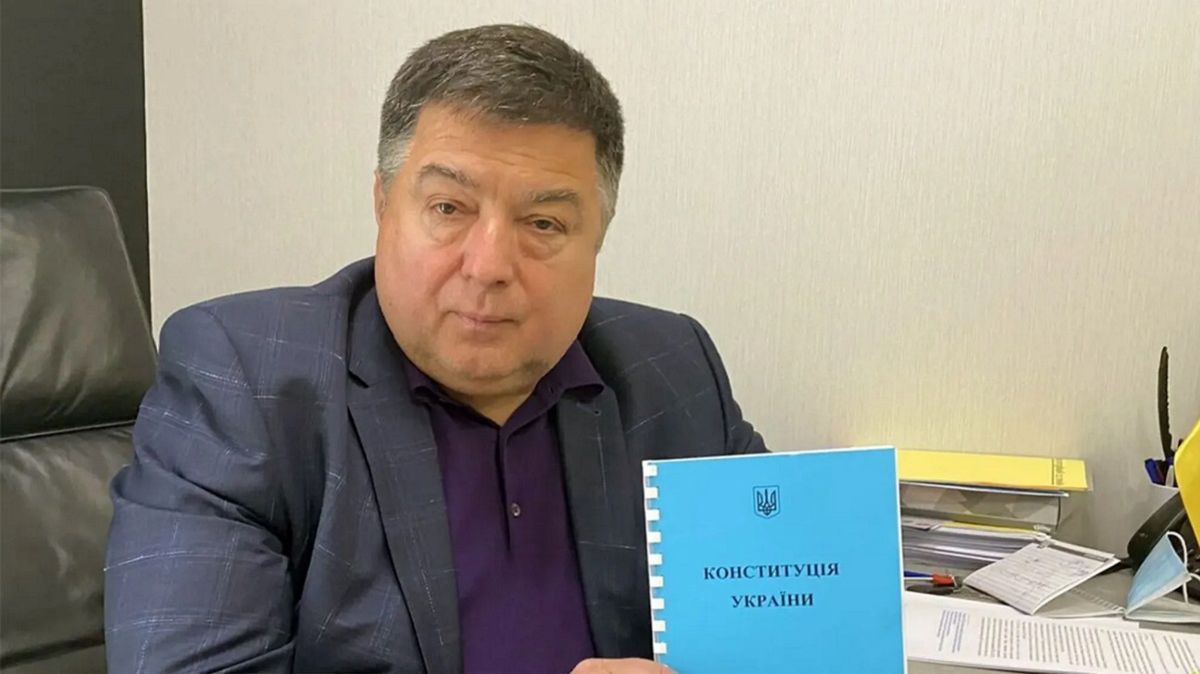 Україна ввела санкції проти ексглави КСУ Тупицького та російських посадовців 