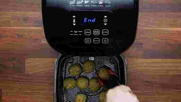 Отримаєте ідеальну скоринку: як треба правильно користуватися аерогрилем