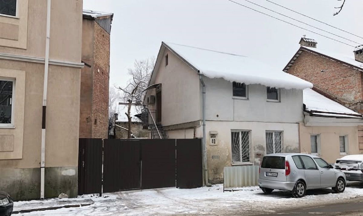 Суд виселив львів’янина з самовільно зайнятих приміщень на Підзамчі