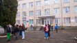 У Хотині школи перевели на дистанційне навчання, батьки вийшли на протест