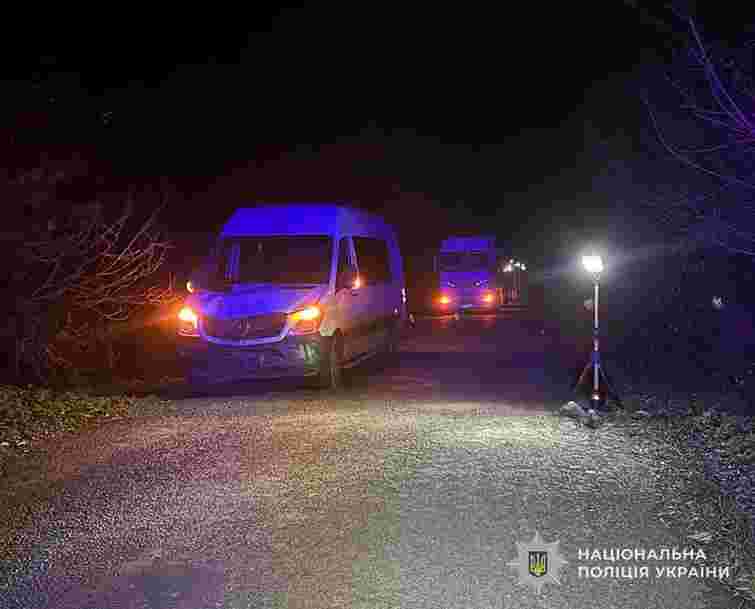 На Львівщині водій мікроавтобуса на смерть збив 69-річного пішохода
