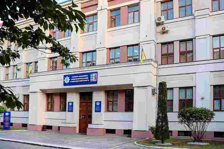 У центрі Ужгорода за 6 млн грн відремонтують будівлю поліції