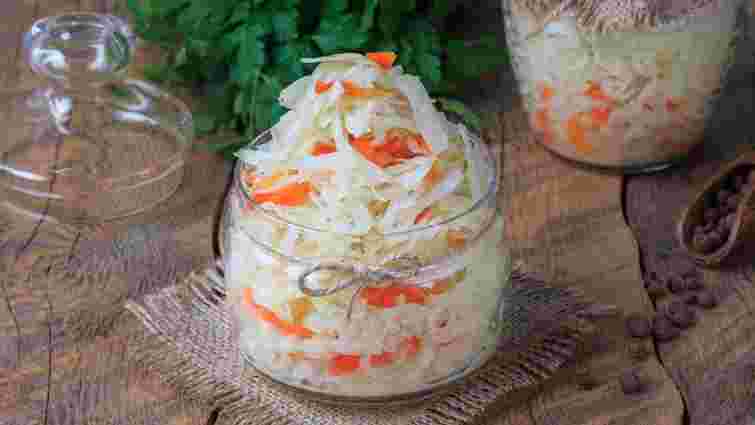 Ви ще можете все врятувати: що робити, якщо квашена капуста гірчить