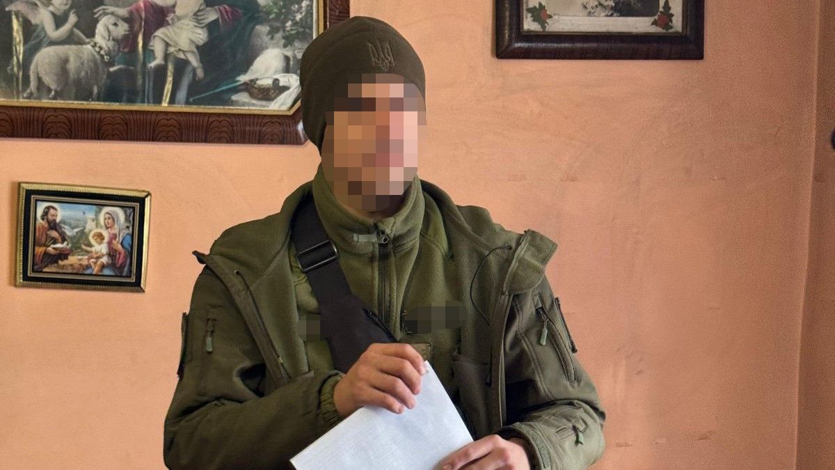 На Закарпатті затримали прикордонника, який переправляв ухилянтів за криптовалюту