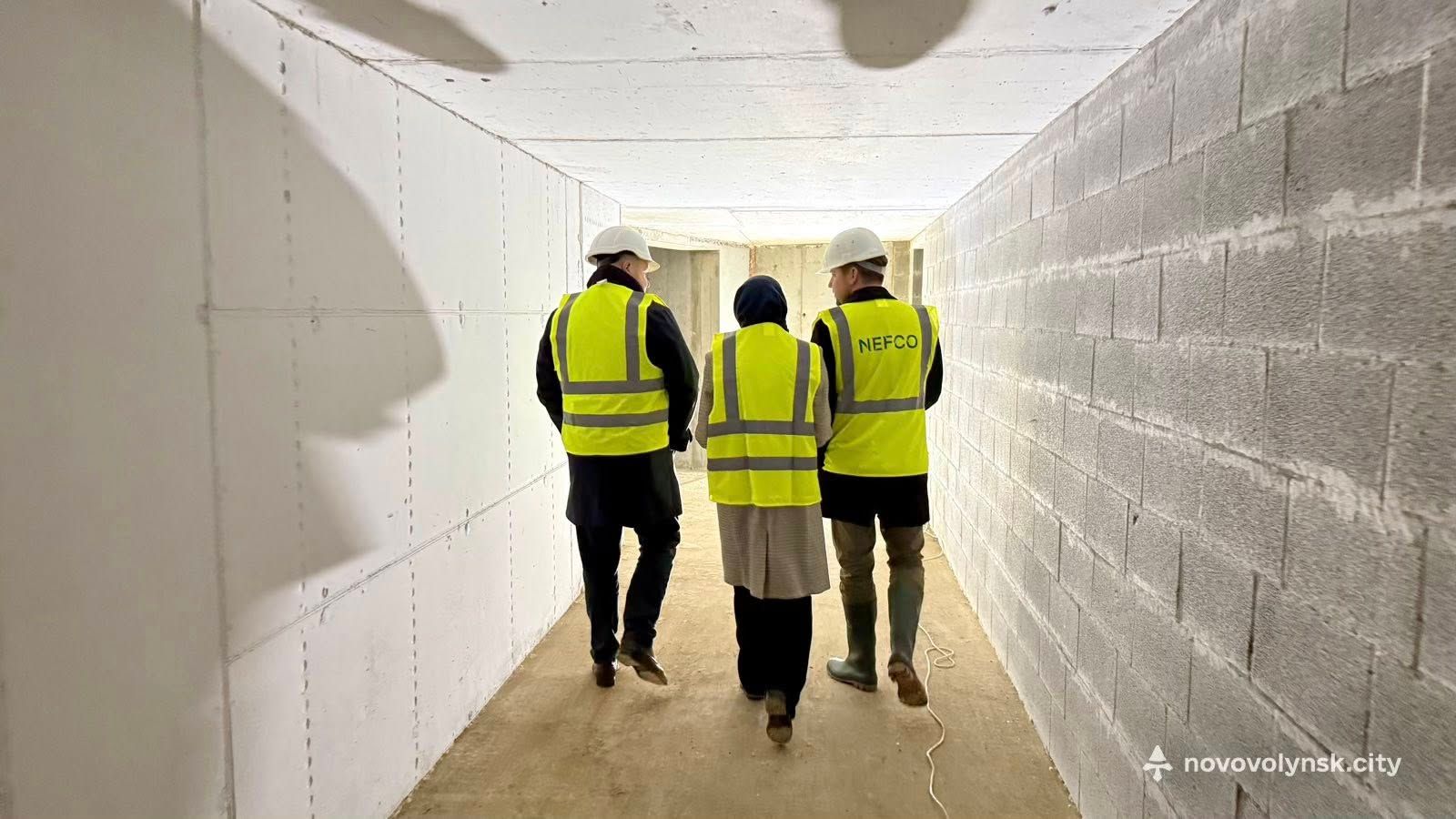 У Нововолинську триває будівництво багатоквартирних будинків для переселенців (фото міськради)