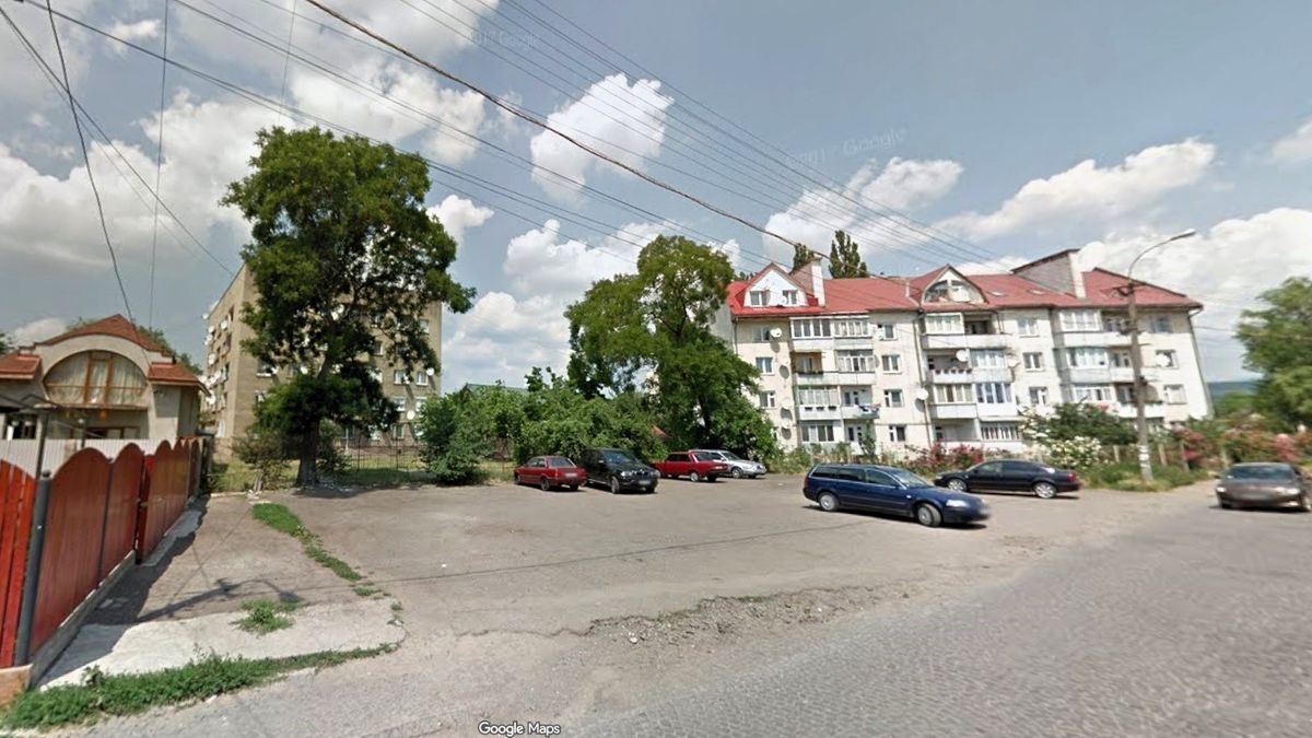 В Ужгороді біля переїзду може з’явитися платний паркінг