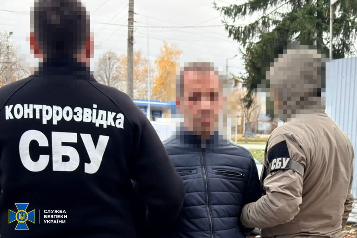 Іноземця викрили на коригуванні російських атак по енергооб’єктах біля Хмельницької АЕС