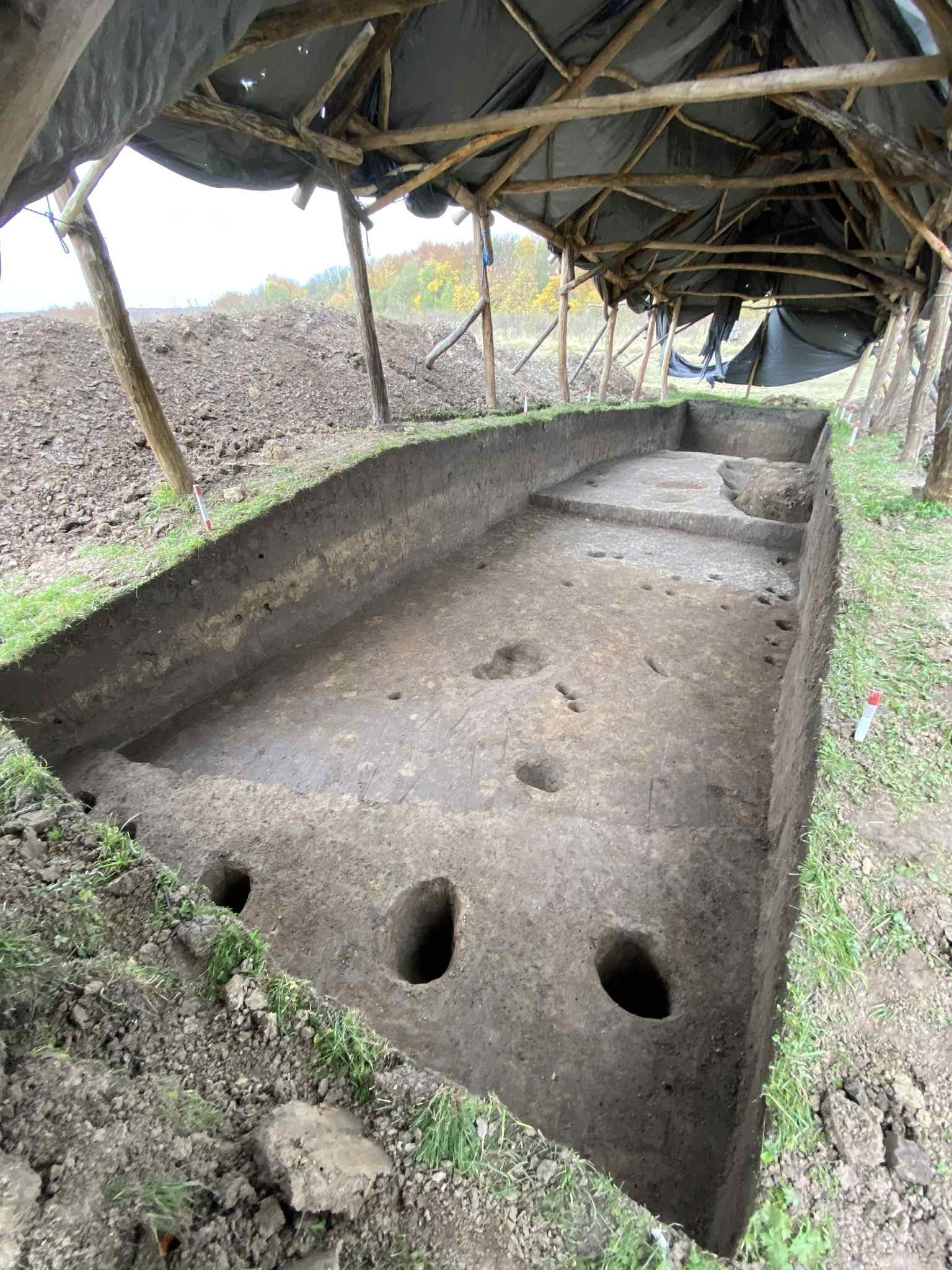 Загальний вигляд розкопу на V лінії оборони Пліснеська ІХ-Х ст.