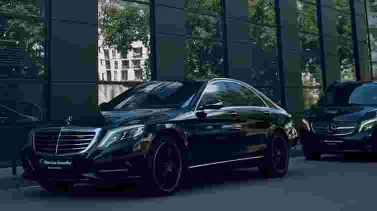 Тимур Міндіч виїхав з України на преміум авто львівського підприємця