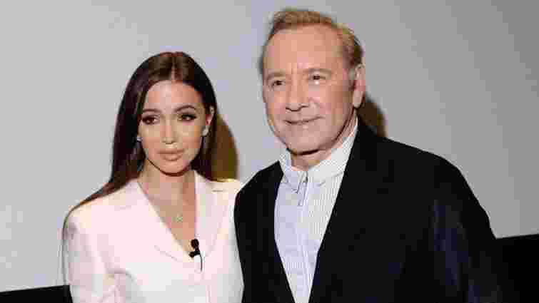 Українську продюсерку стрічки про Зеленського пов’язують із міжнародною криптоаферою