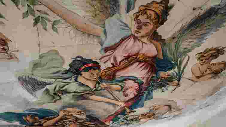 Будинок, де ангели сурмлять про Страшний суд: сецесійний розпис львівської камʼяниці