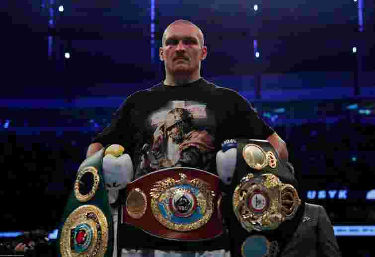 Усик відмовився від поясу WBO і втратив статус абсолютного чемпіона світу