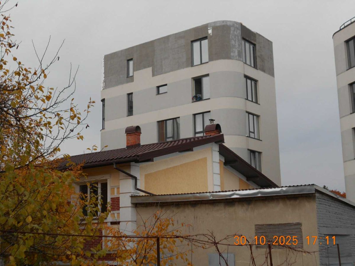 ДАБК оштрафує власницю квартири у Львові за самовільно збудований поверх в ЖК