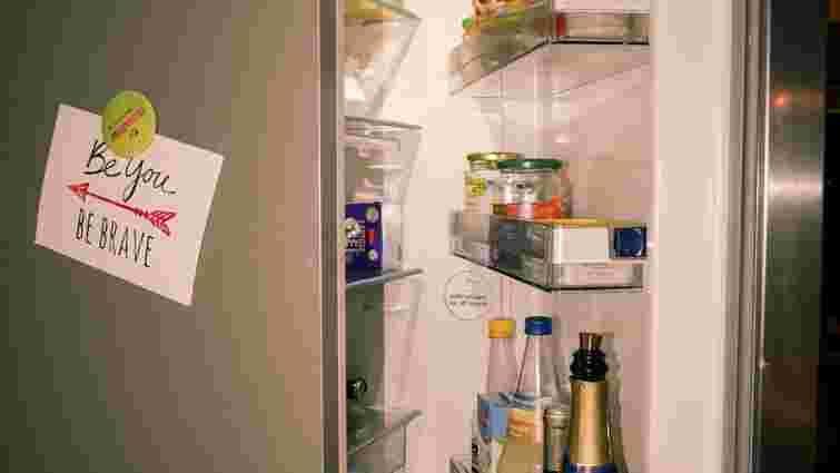 Як зберегти низьку температуру в холодильнику під час відключень світла: корисні лайфхаки