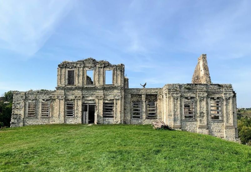 Фасад палацу