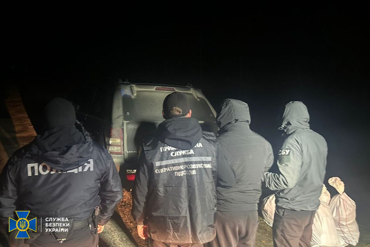 Біля кордону на Волині затримали переправника з чотирма ухилянтами 