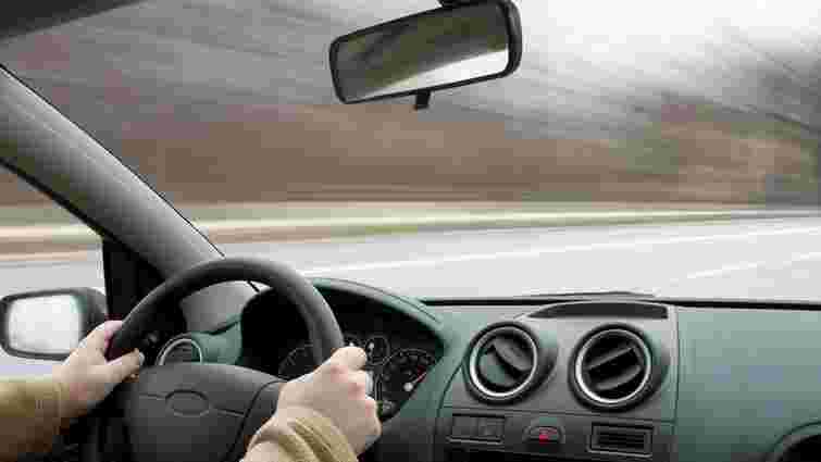 Знати ПДР не достатньо: ці 6 простих звичок врятують вас від аварії