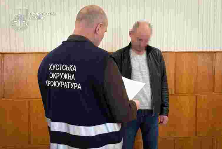 Посадовця лікарні на Закарпатті підозрюють у переплаті 500 тис. грн за рентген