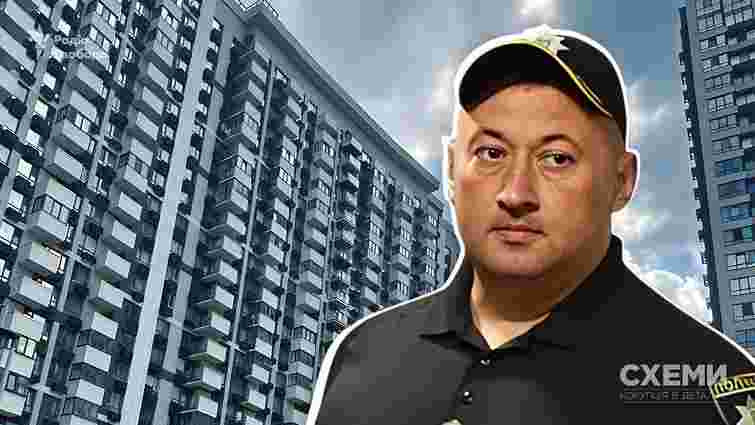 У тещі київського поліцейського конфіскували вартість пентхауса та два паркомісця