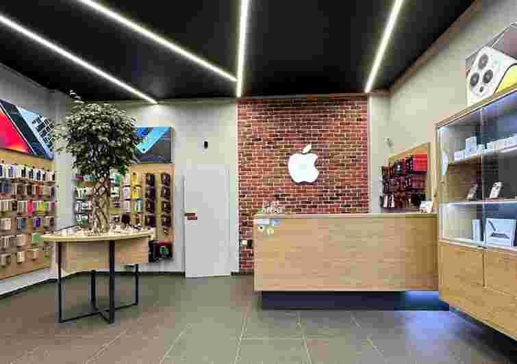 Уродженця Зимної Води засудили за крадіжку 9400 доларів з магазину Apple у Бориславі