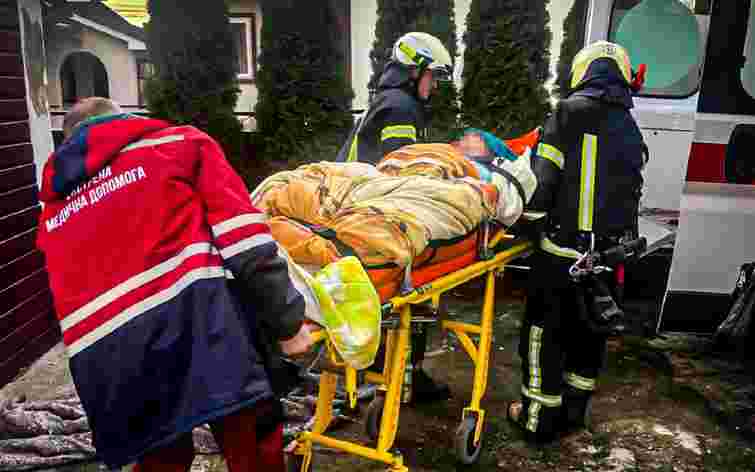 У Радехові через вибух газу в будівлі постраждала літня жінка