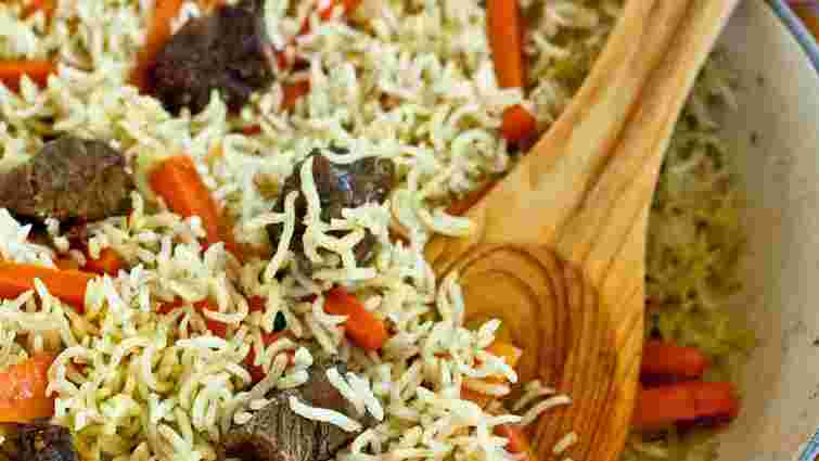 Це грає ключову роль: як не можна нарізати овочі для плову 