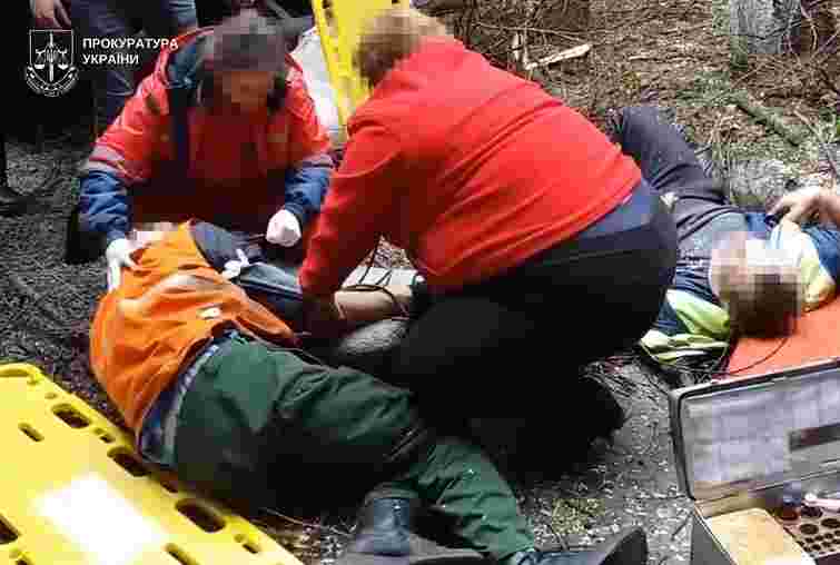 Двоє працівників КП «Броди» отримали підозри через падіння робітників із восьмиметрової висоти