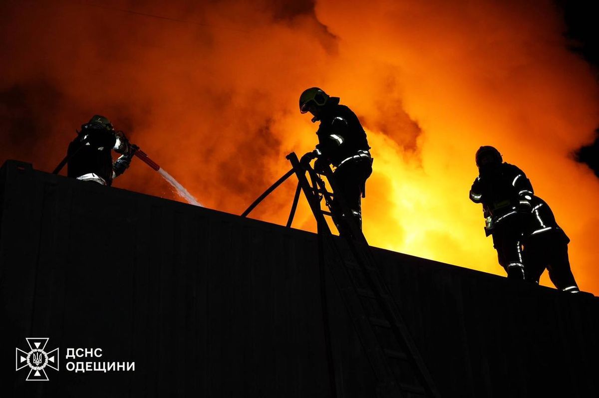 Росіяни масовано атакували Одещину дронами, є постраждалі