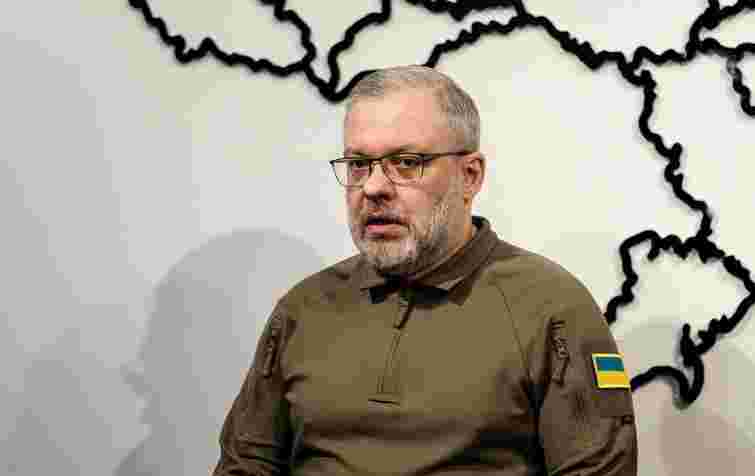 Ключовий постачальник одягу для війська пов’язаний з родиною ексміністра Галущенка