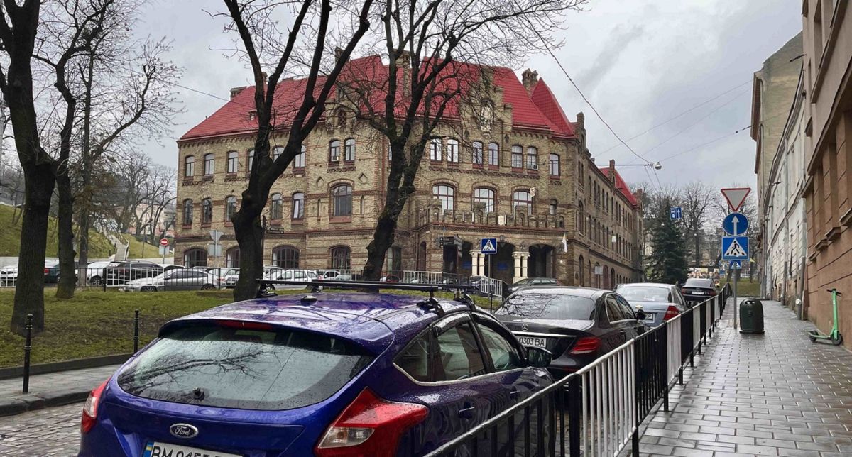 У Львові запровадили безкоштовне паркування для ветеранів 