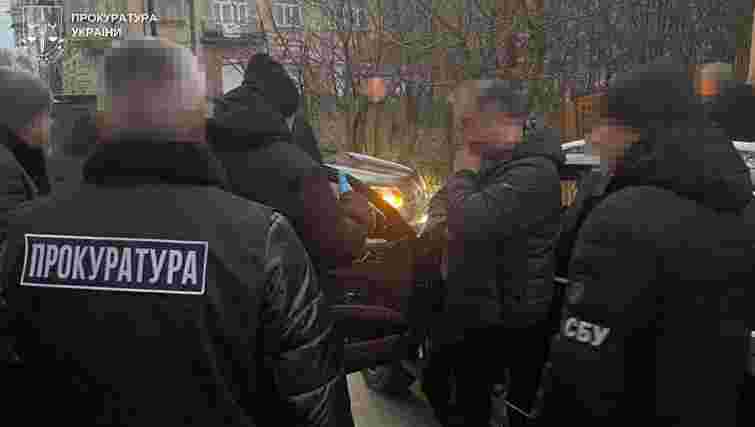 На Львівщині затримали священника зі спільником за переправлення ухилянта за кордон